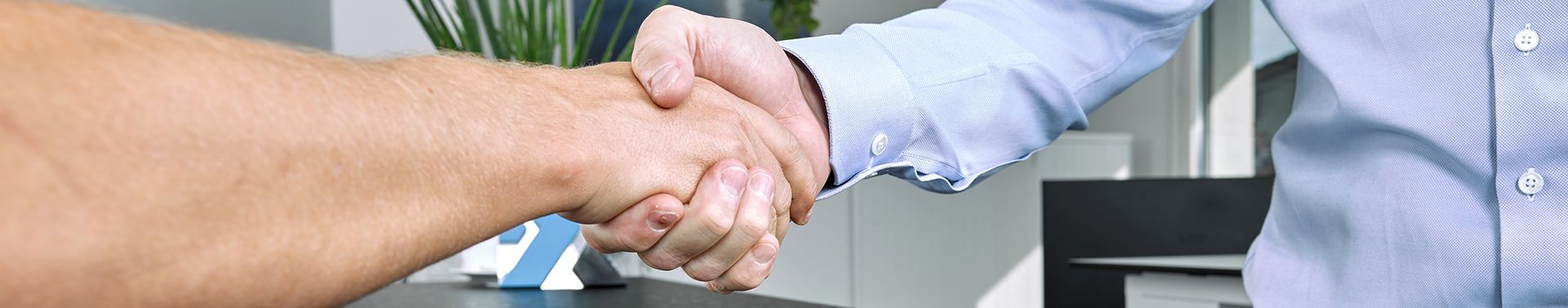 Fabio Schürch wird Partner bei OPTEX Bild